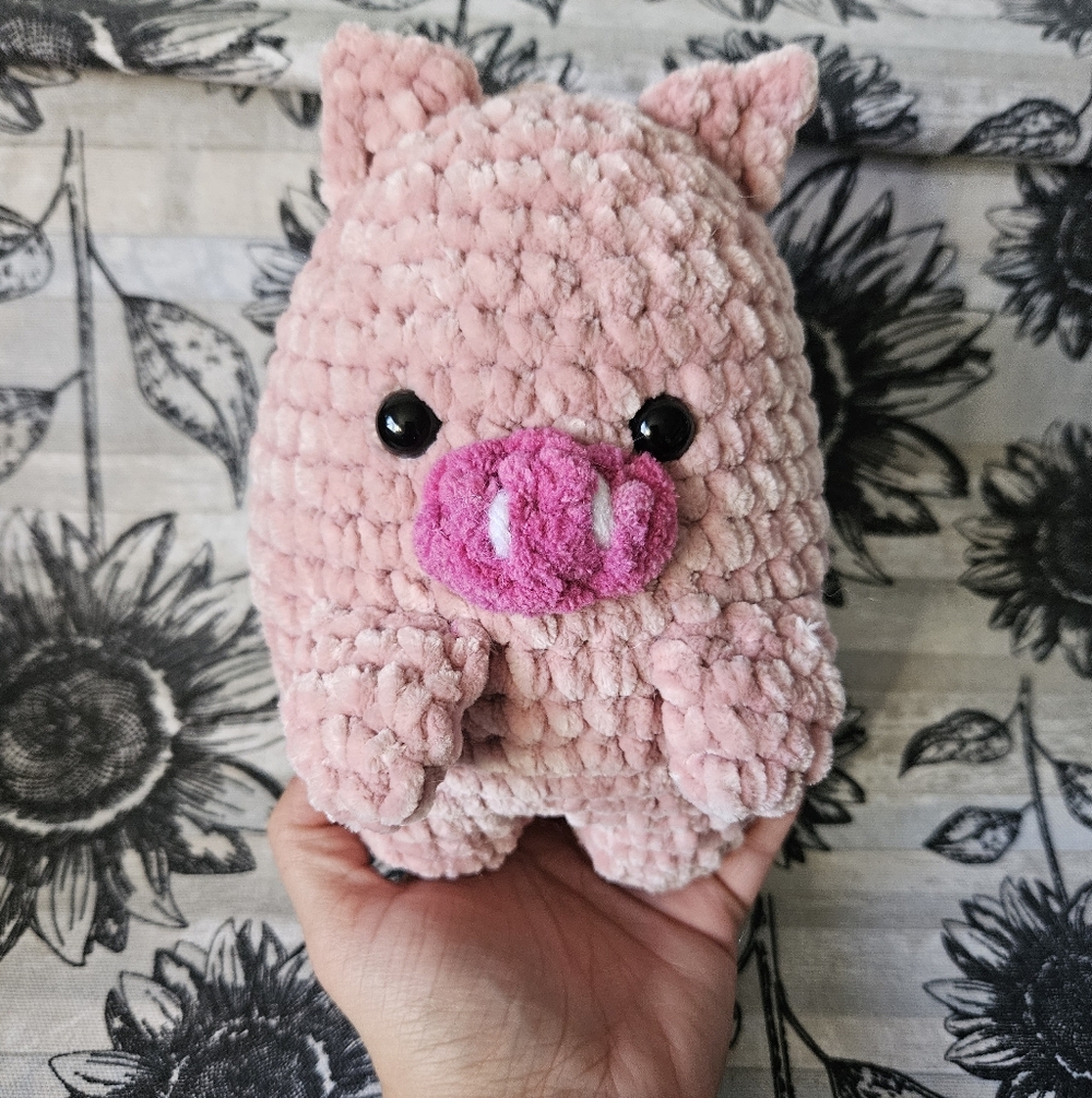 Crochet Pig Amigurumi Plush